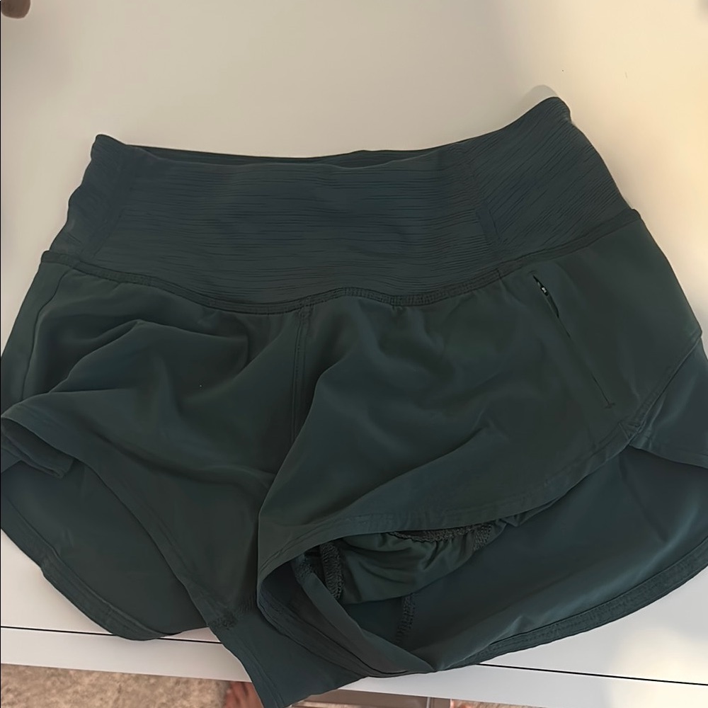 Outdoor Voices Green Athletic Shorts High-Rise Moisture-Wicking